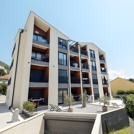 Fides Stylish Apartments Tivat With Pool Esterno foto