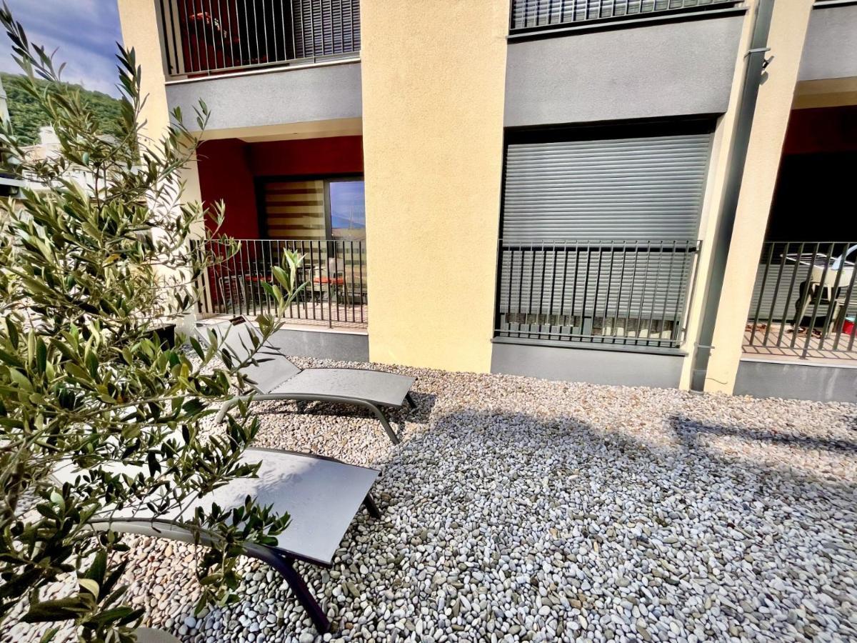 Fides Stylish Apartments Tivat With Pool Esterno foto