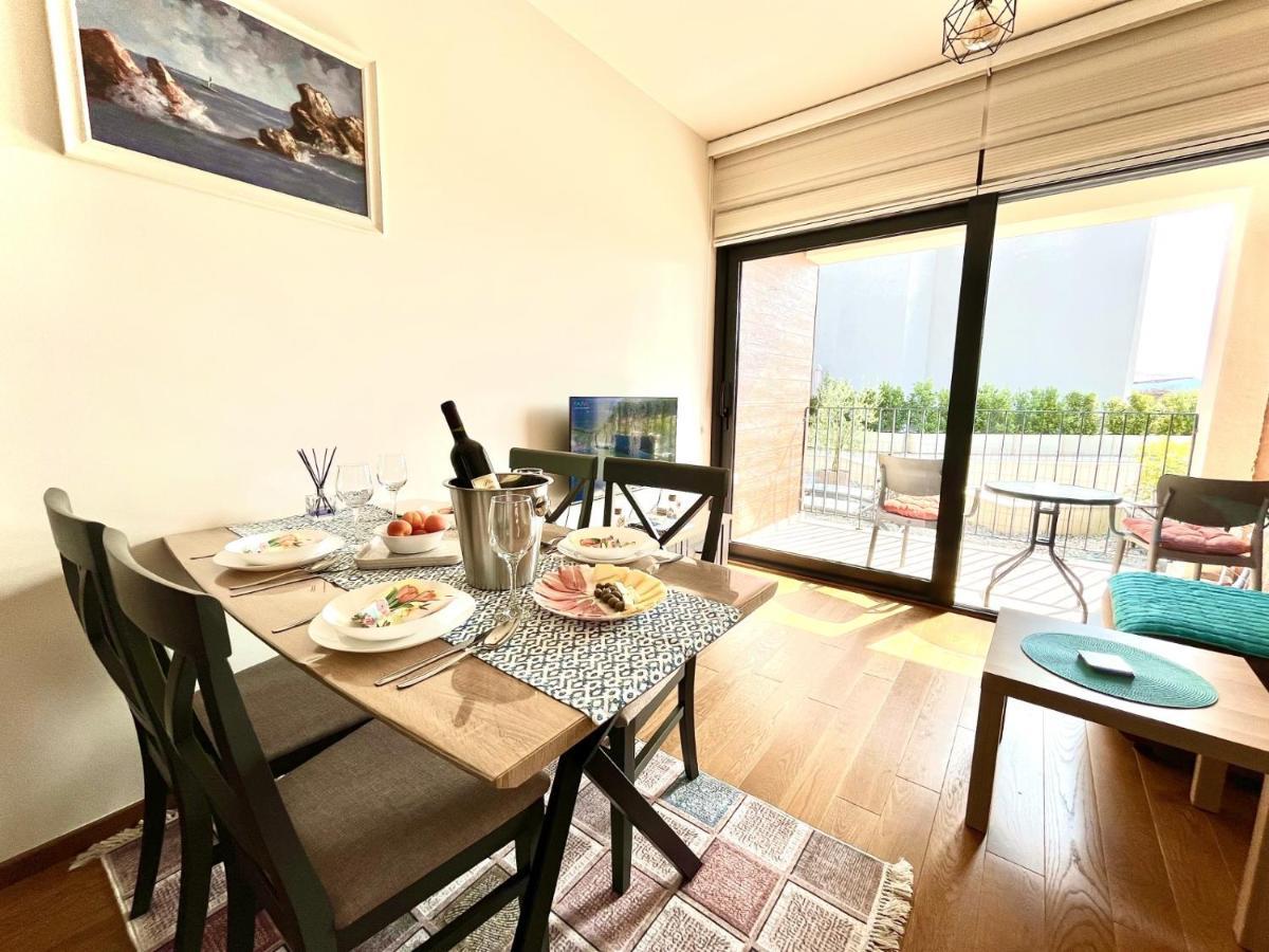 Fides Stylish Apartments Tivat With Pool Esterno foto